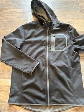 G.H. Bass & Co. Men's Hooded Softshell Jacket - Charcoal